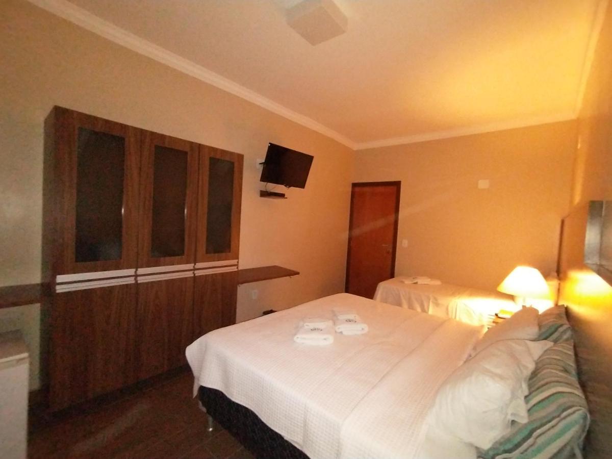 Hotel Albatroz Uberaba Exteriör bild